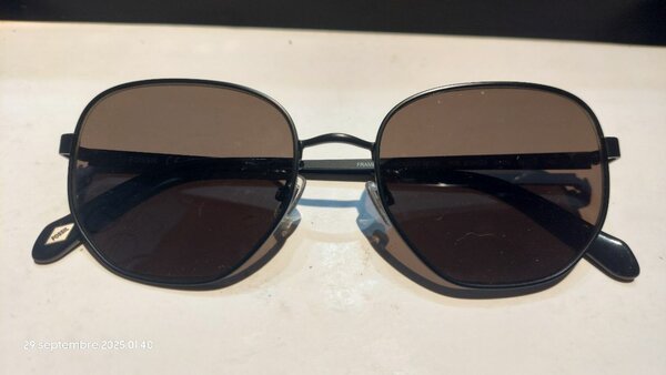 Lunettes de soleil élégantes UV