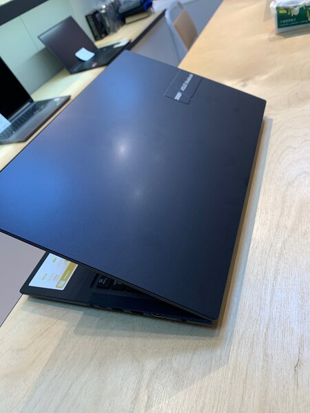 Asus VivoBook 15