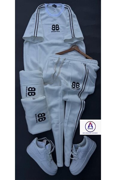 Ensemble de survêtement sportif