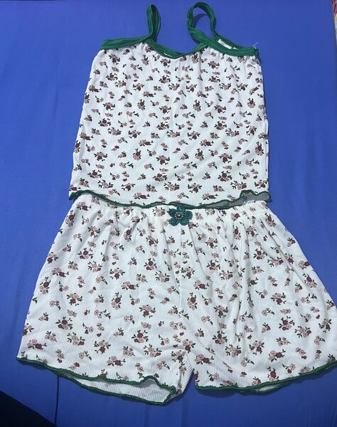 Pyjama d'été fleuri pour femmes