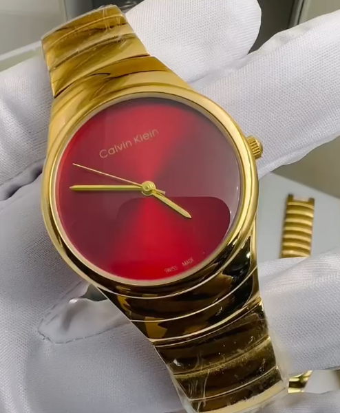 Montre dore calvin klein