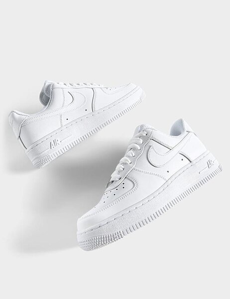 Baskets blanches élégantes