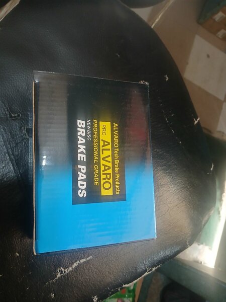 Plaquettes de Frein ALVARO pour Benz