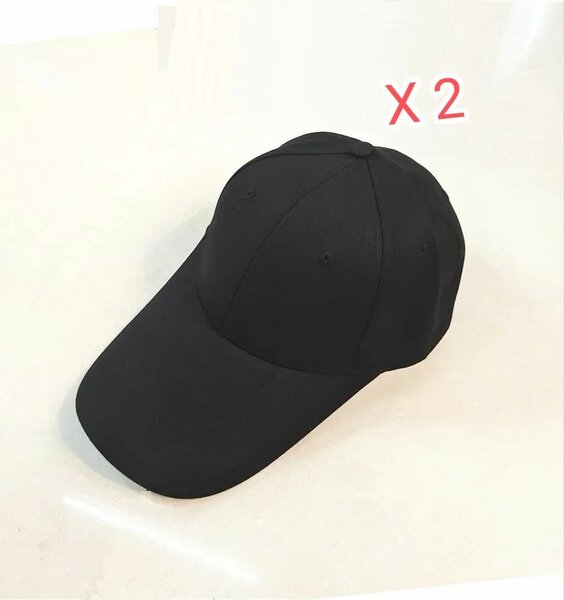 2 casquettes sans écriture