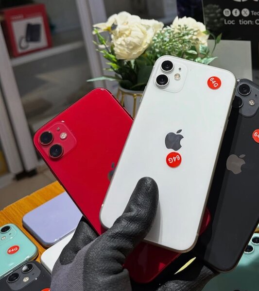 IPhone 11 64Gb factory Unlocked