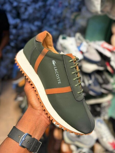 Baskets Lacoste élégantes