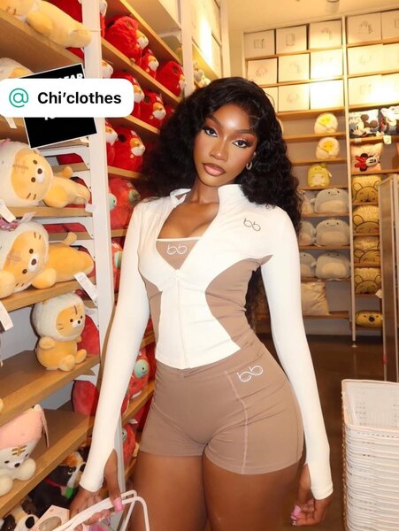 Robe longue rose plissée