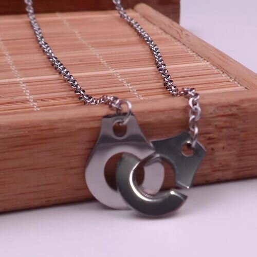 Collier acier inoxydable élégant