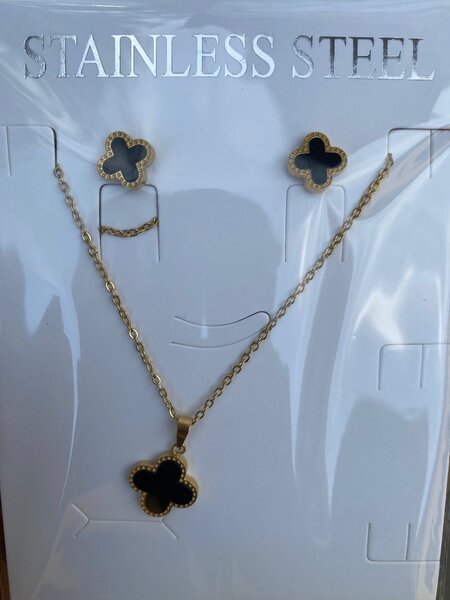 Vanclet set necklace