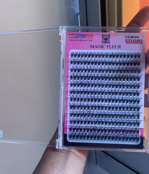 Extension de cils naturel