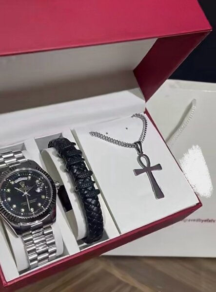 Watches, bracelets, necklaces, anklets, etc for both sex