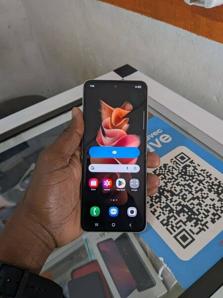 Samsung Galaxy Z flip 3