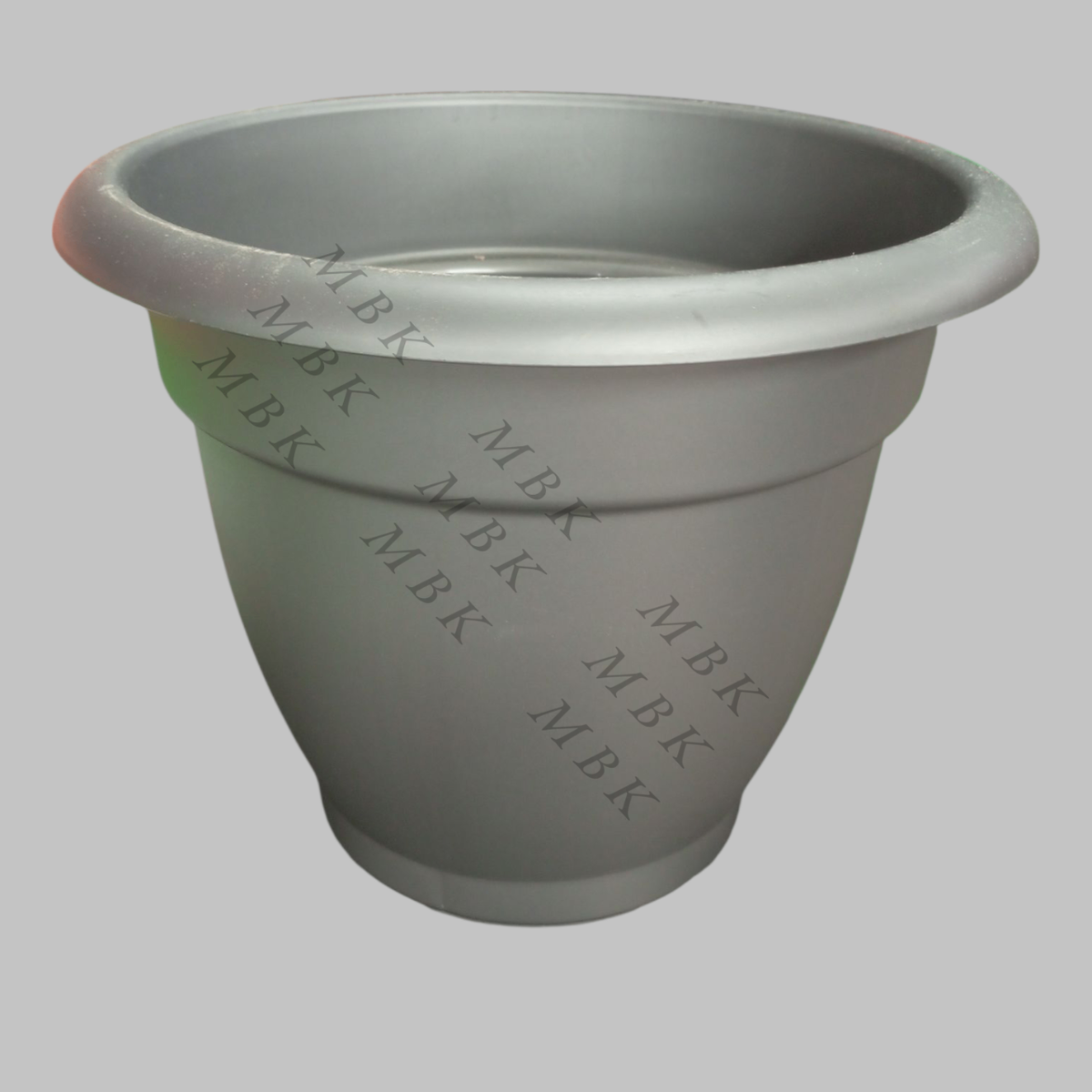 Pot de fleur en plastique