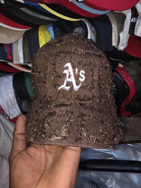 Casquette en patchwork brodé