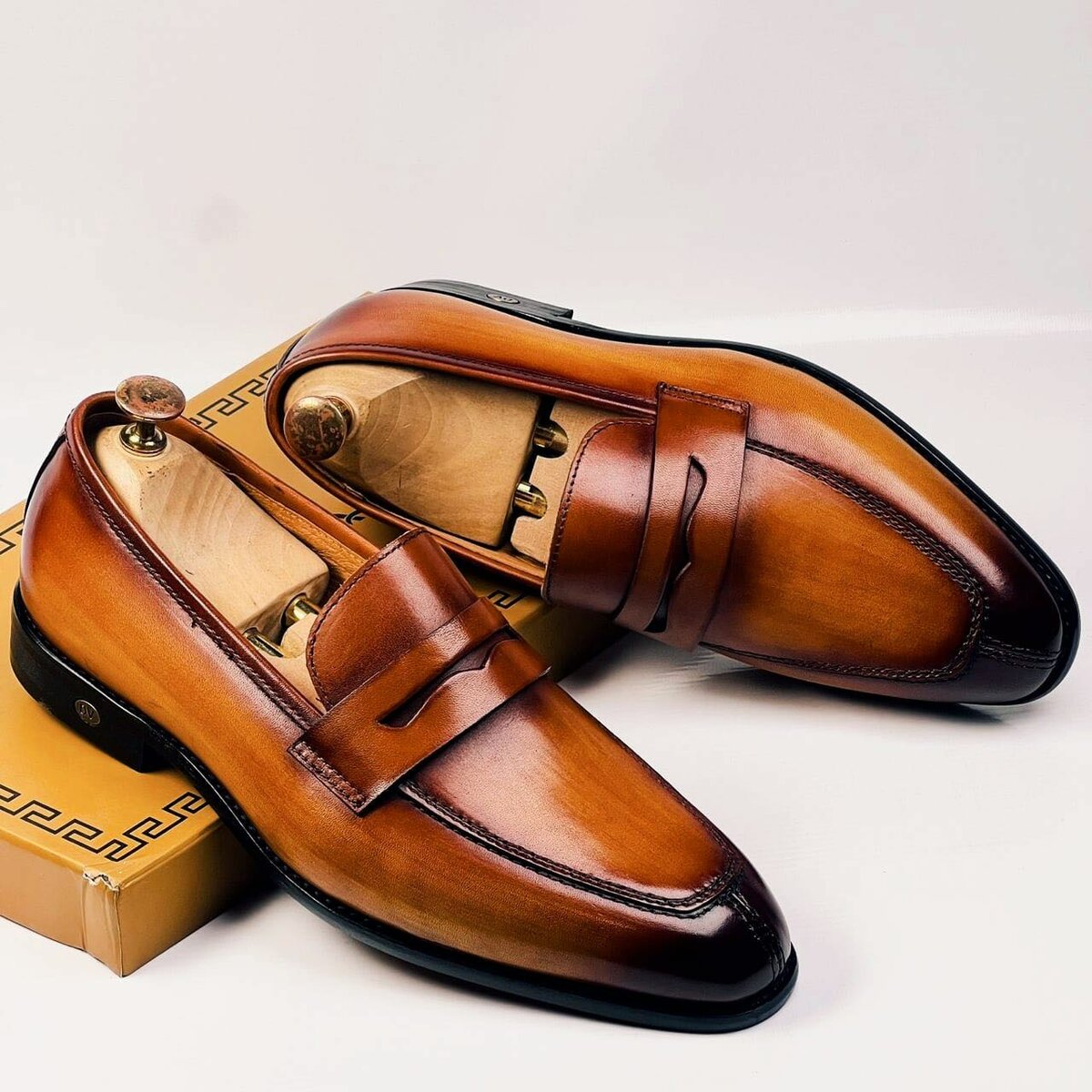 Dino Verratti dressing shoe