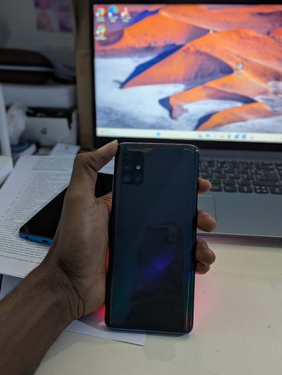 Samsung Galaxy A51 128giga_4giga Ram