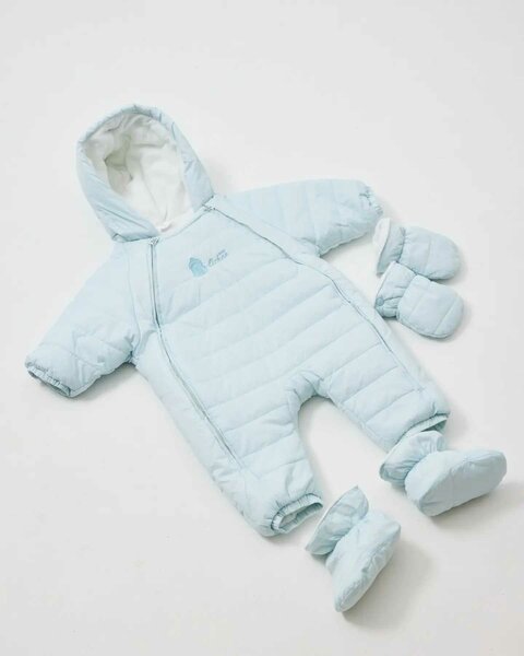 Комбинезон + пинетки + рукавички , ткань плащёвка , внутренн