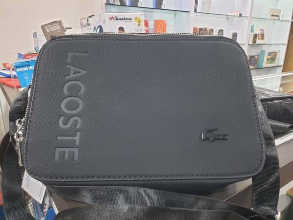 Sacoche bandoulière Lacoste