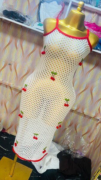 Robe crochet cerises
