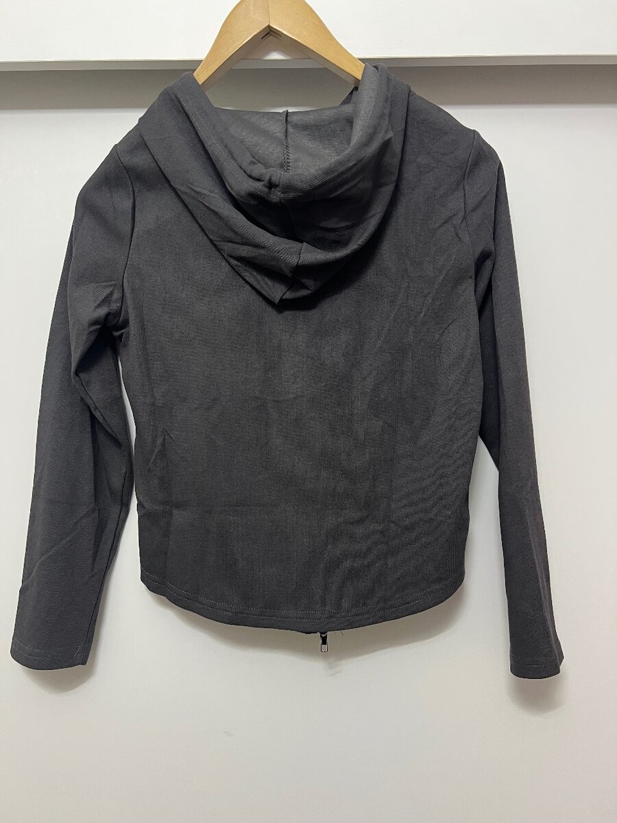 Кофта на замке