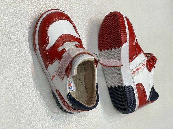 спортивная обувь