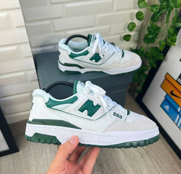 NEW BALANCE 550