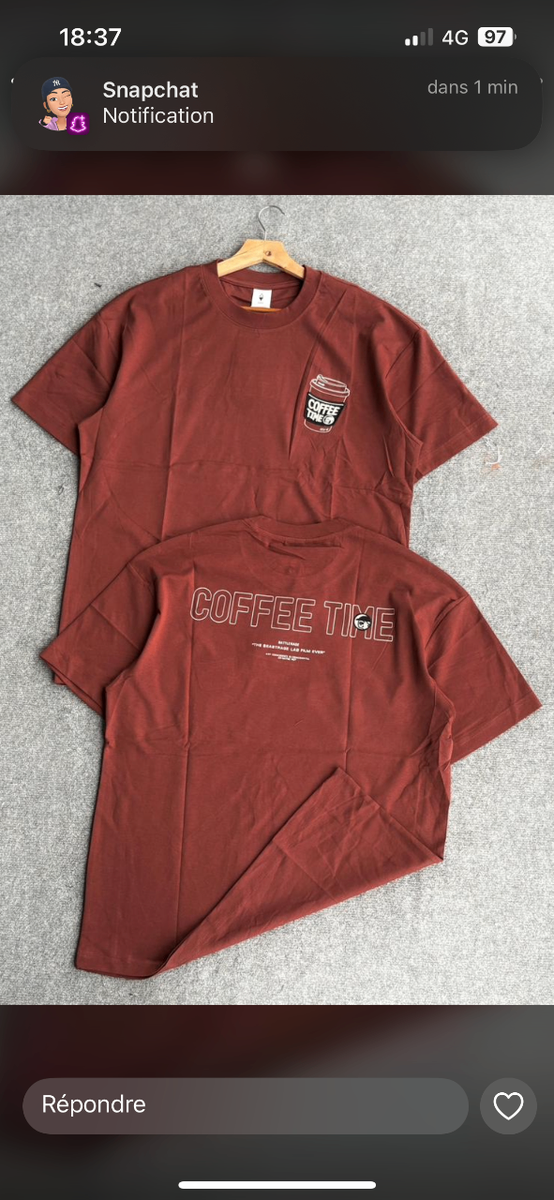 T-shirt imprimé tendance