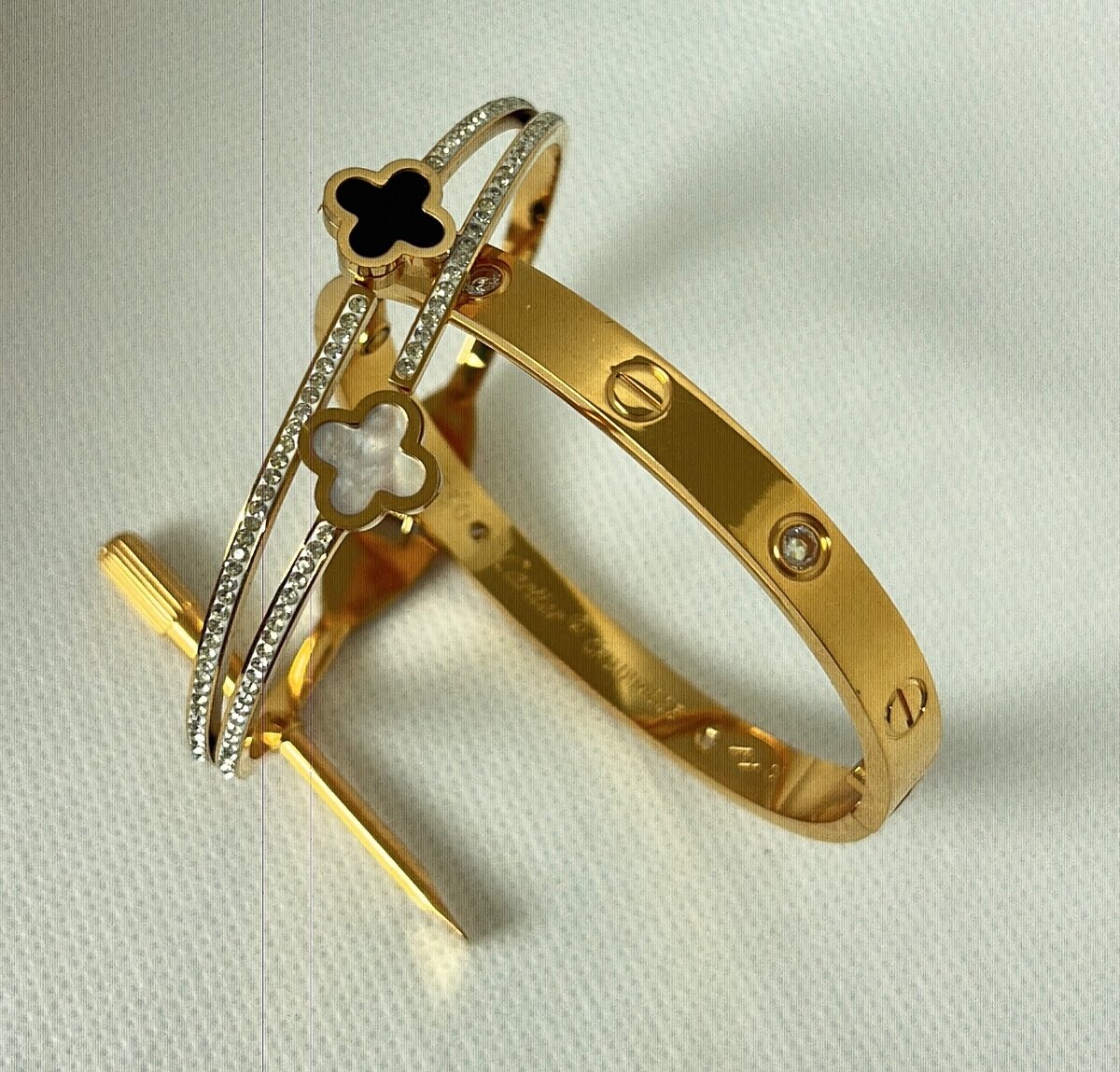 Bracelets élégants en or