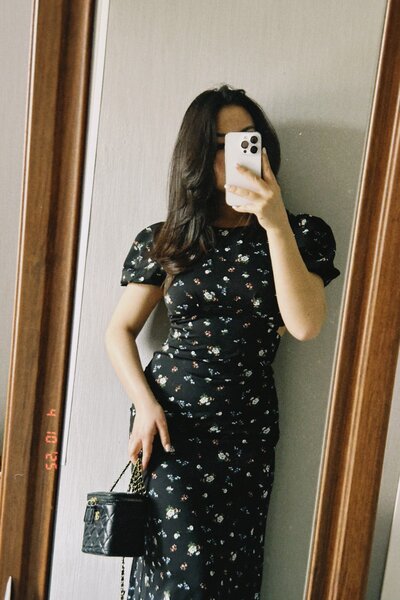 Платье с открытой спинкой