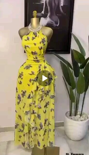 Robe longue jaune à fleurs