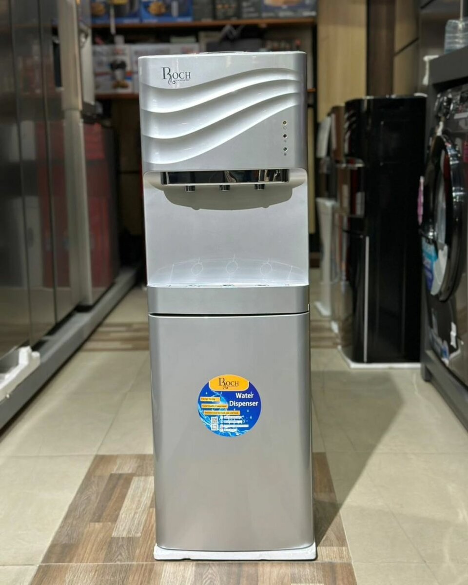 WATER DISPENSER