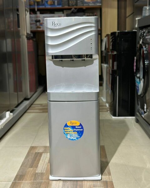 WATER DISPENSER