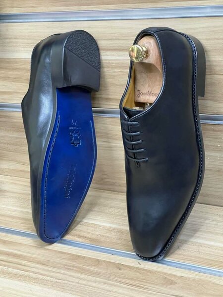 Chaussures habillées élégantes