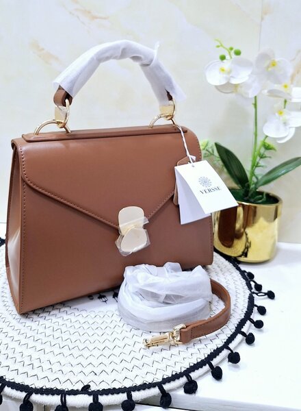 Sac à main cuir élégant