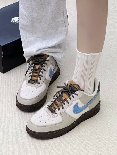 NIKE AIRFORCE CLASSIC