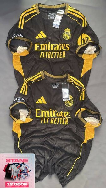 Maillot Football Noir Real Madrid