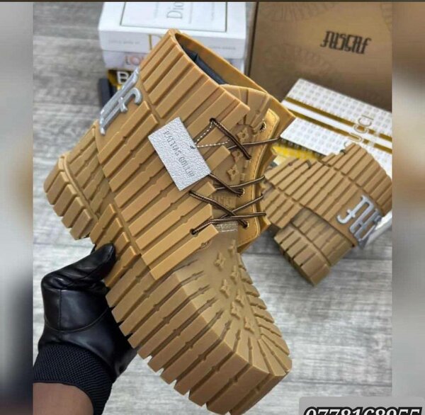 Bottes robustes tendance