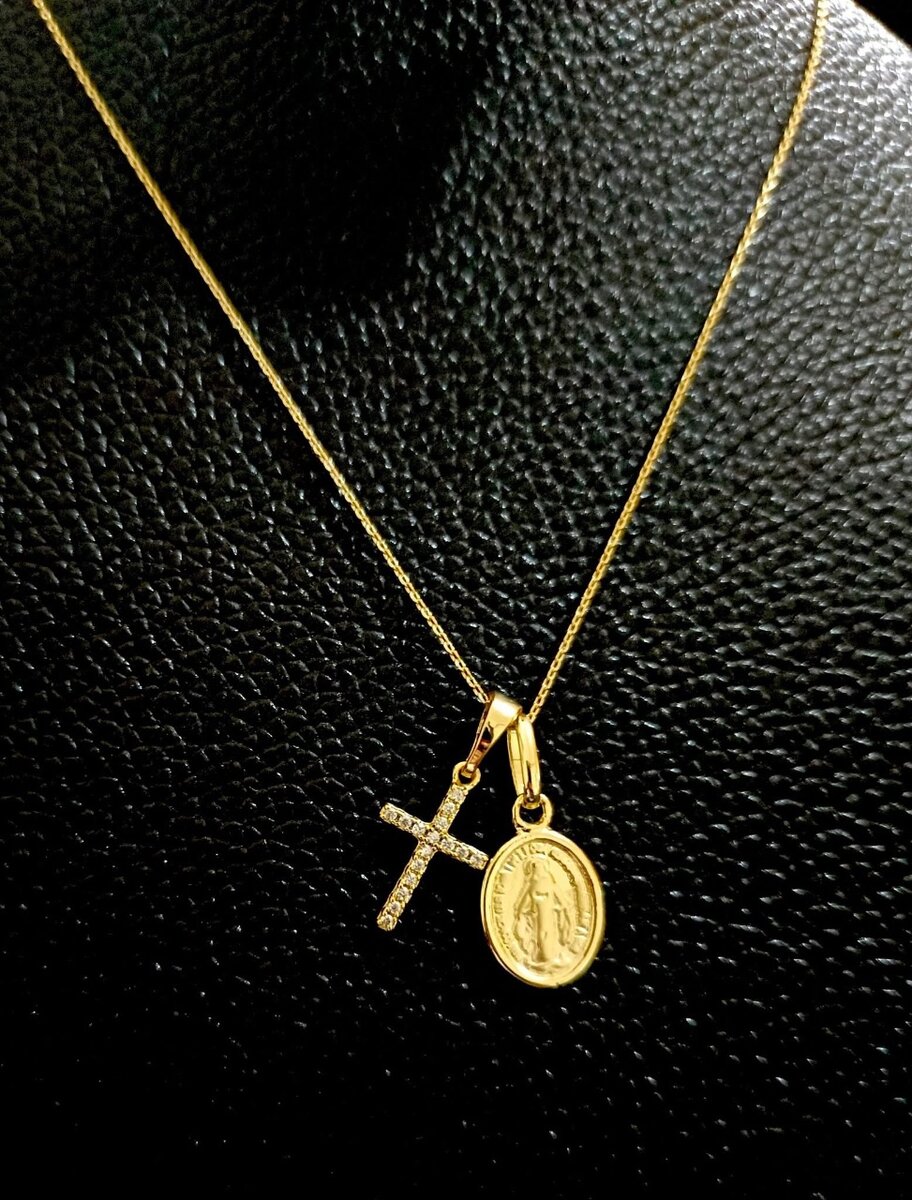 Bijoux plaqué disponible