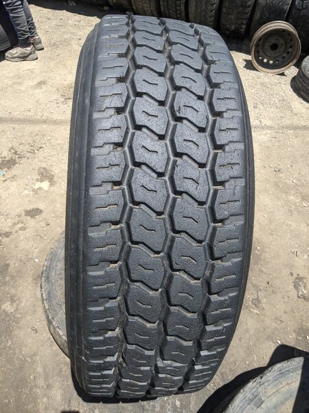 385/65R22.5 super singles