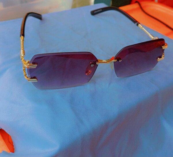 Lunettes de soleil tendance UV