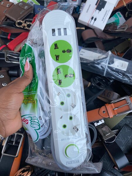 Multiprise électrique USB