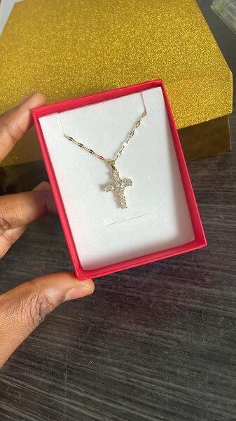 Collier Croix Orné Cristaux