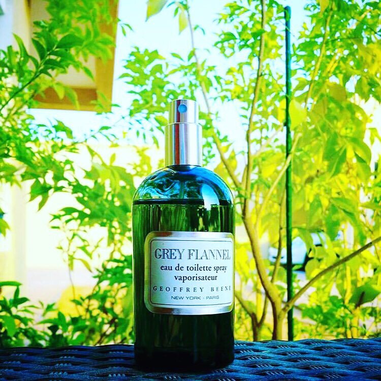 Parfum Grey Flannel De Geoffrey Beene 