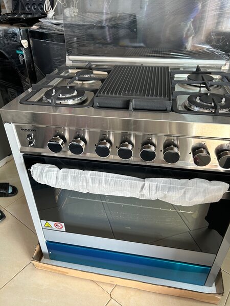 Innova 80 x60 full option gas cookers with a fish grill