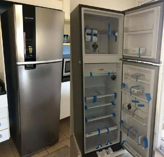 Réfrigérateur à double porte