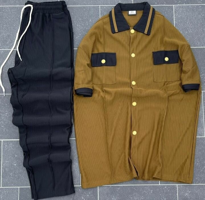 Ensemble décontracté rayé