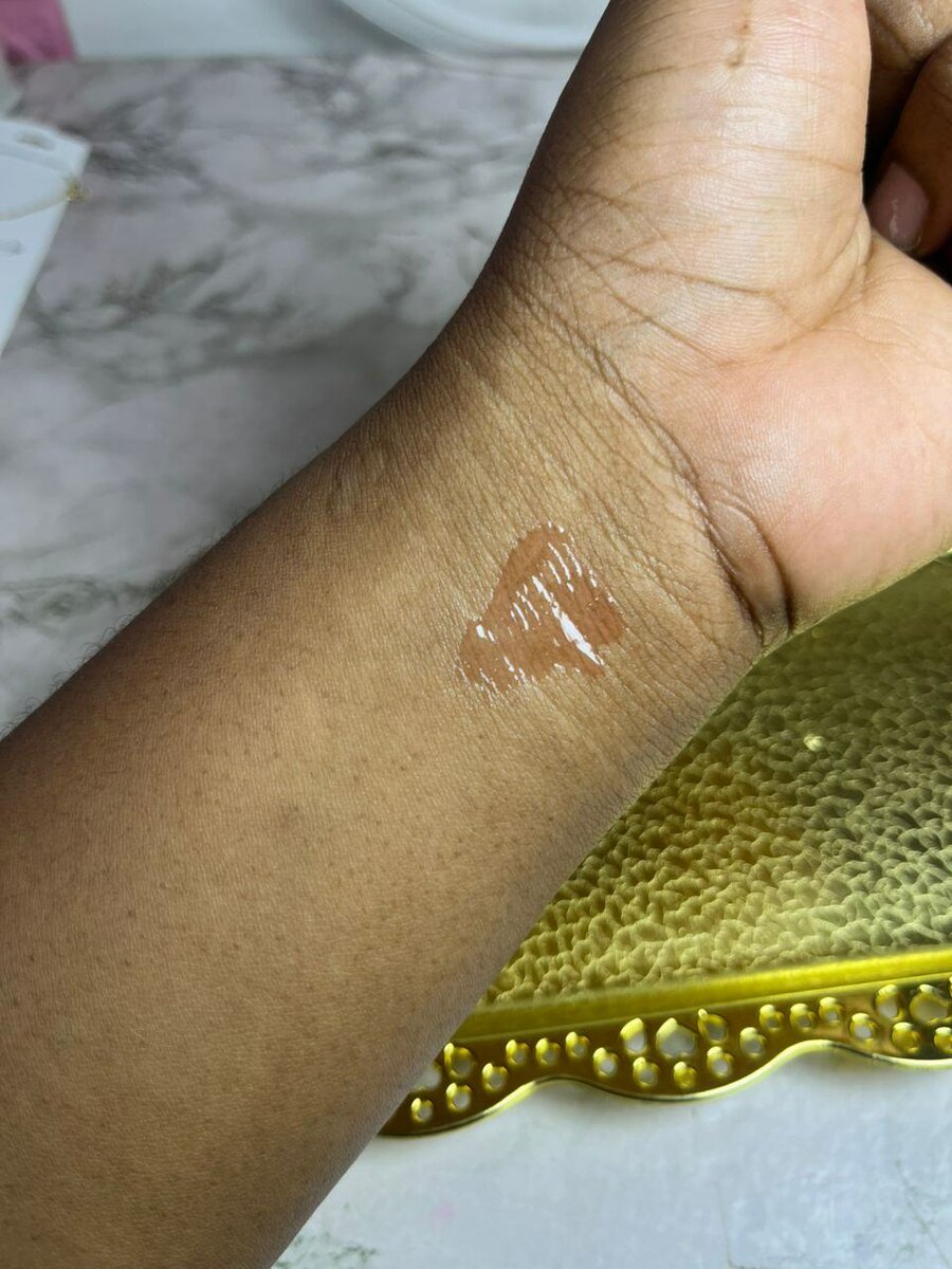 Huile à lèvres hydratante