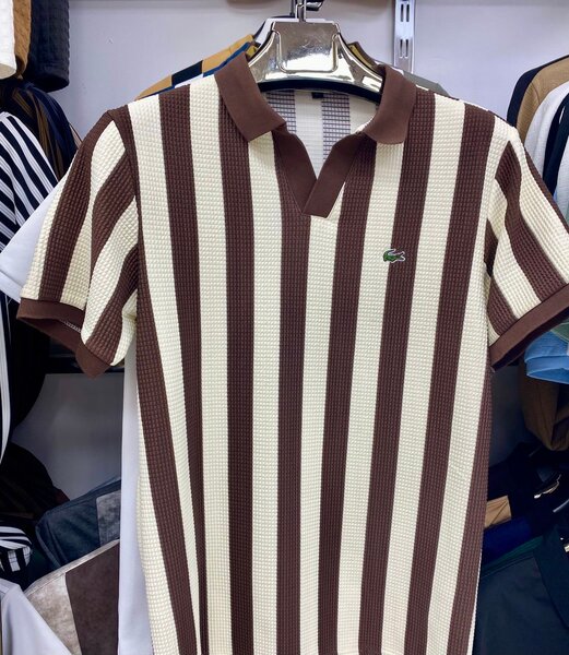 Polo rayé élégant homme