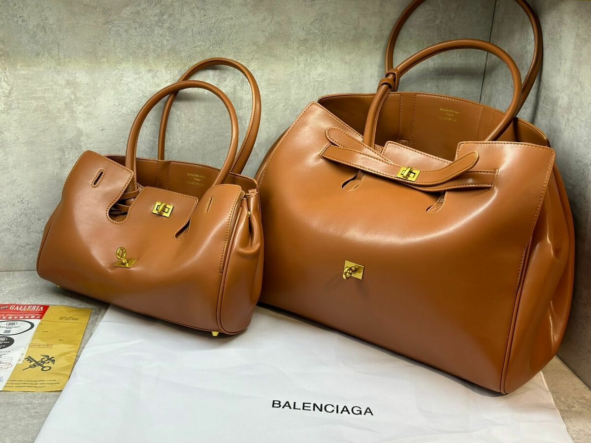 BALENCIAGA/ бесплатная доставка