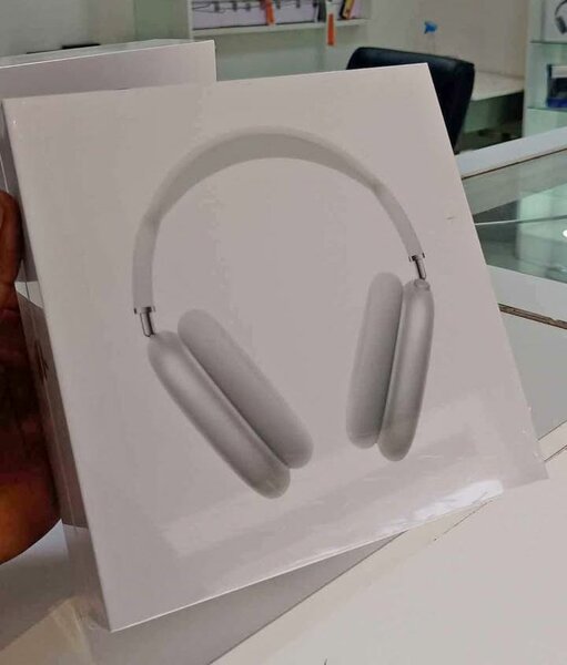 AIRPODS MAX HEADPHONES
